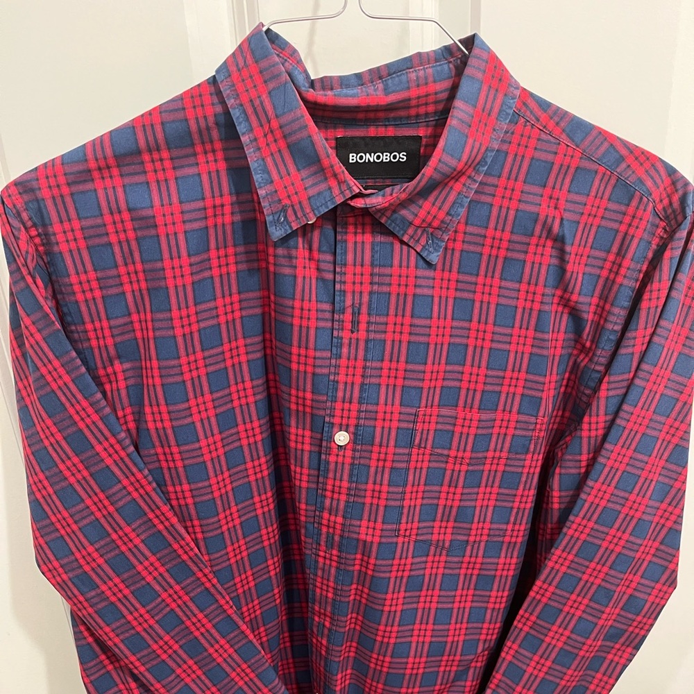 Bonobos Large Slim Fit Men’s Red and Navy Check - Great Condition no stains.